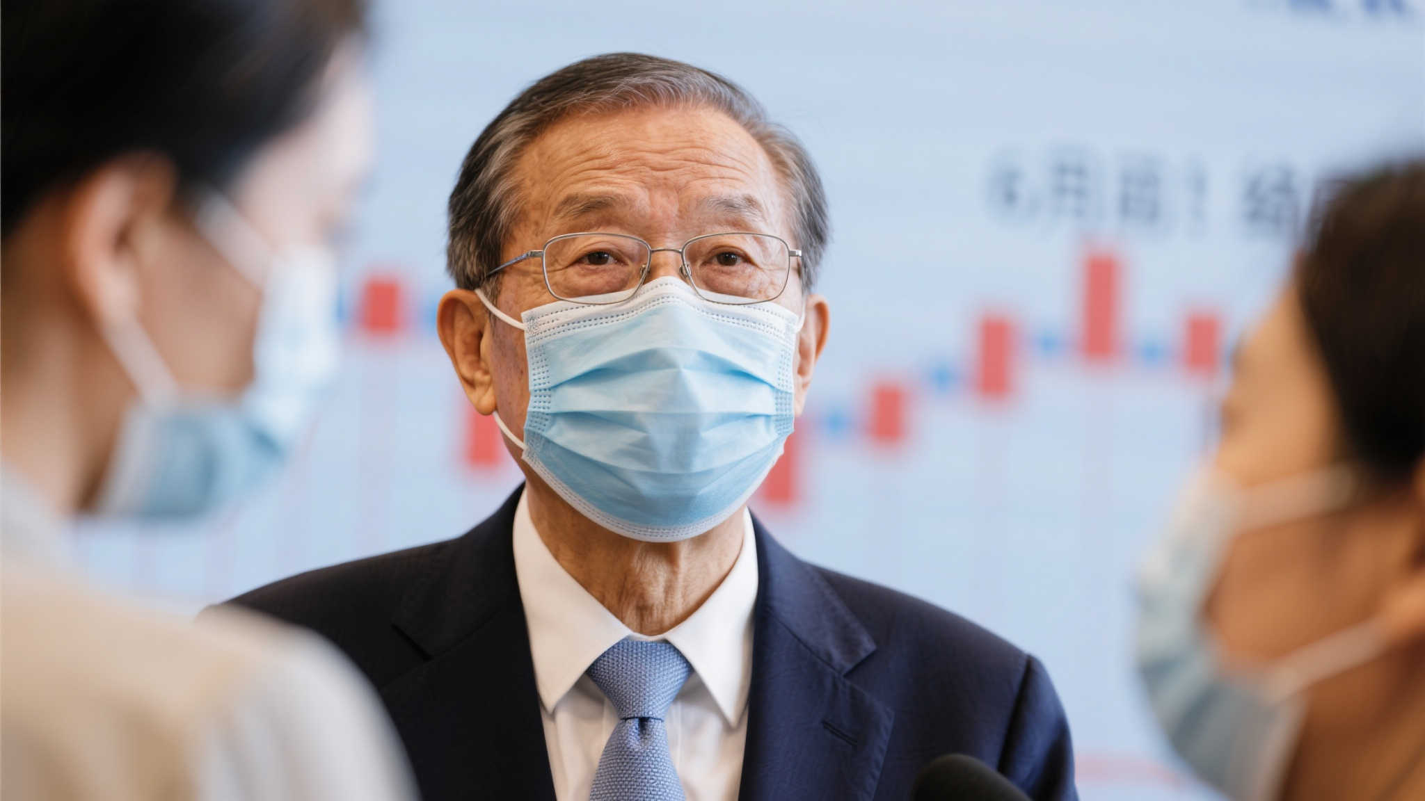 足够亮眼
